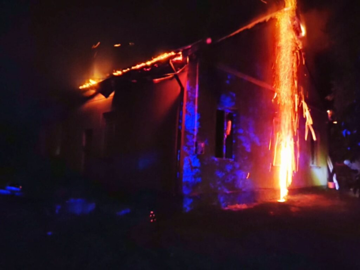 На Буковині чоловік підпалив магазин, бо там власник не спілкувався з ним румунською мовою